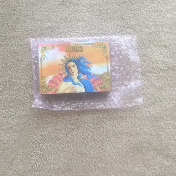 Lime crime Venus palette - Picture 3 of 6